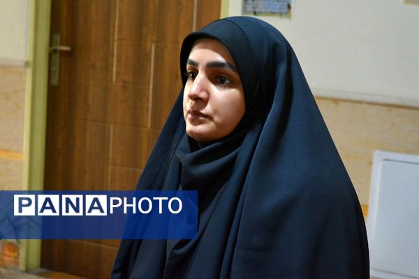 برگزاری کافه ۵۷ در دبیرستان فرهنگ