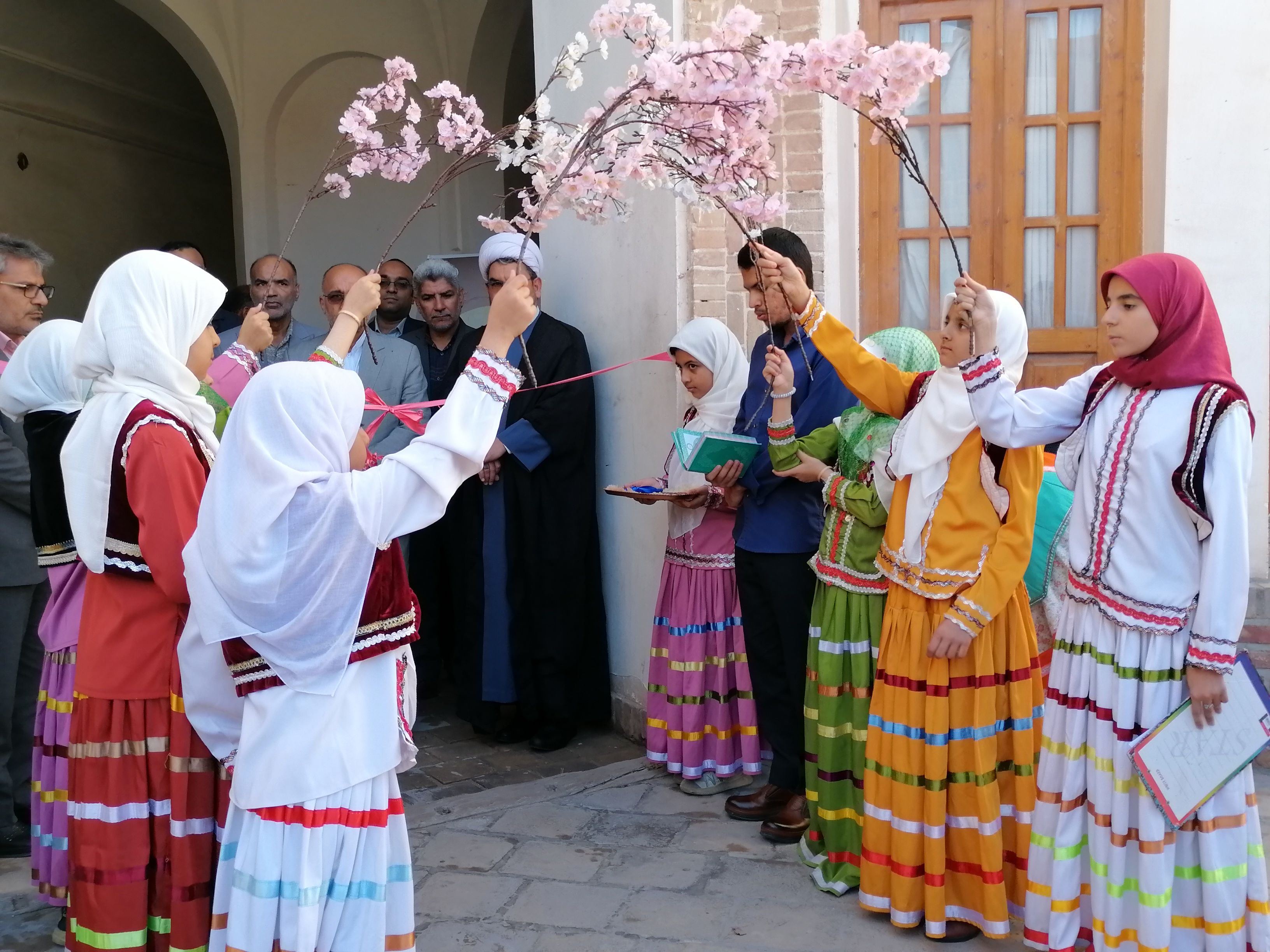  نمایشگاه «فرهنگ بیرجند از دریچه آموزش و پرورش» افتتاح شد