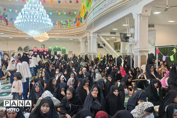 شمیم عطر حرم حضرت معصومه(س) در جشن روز دختر