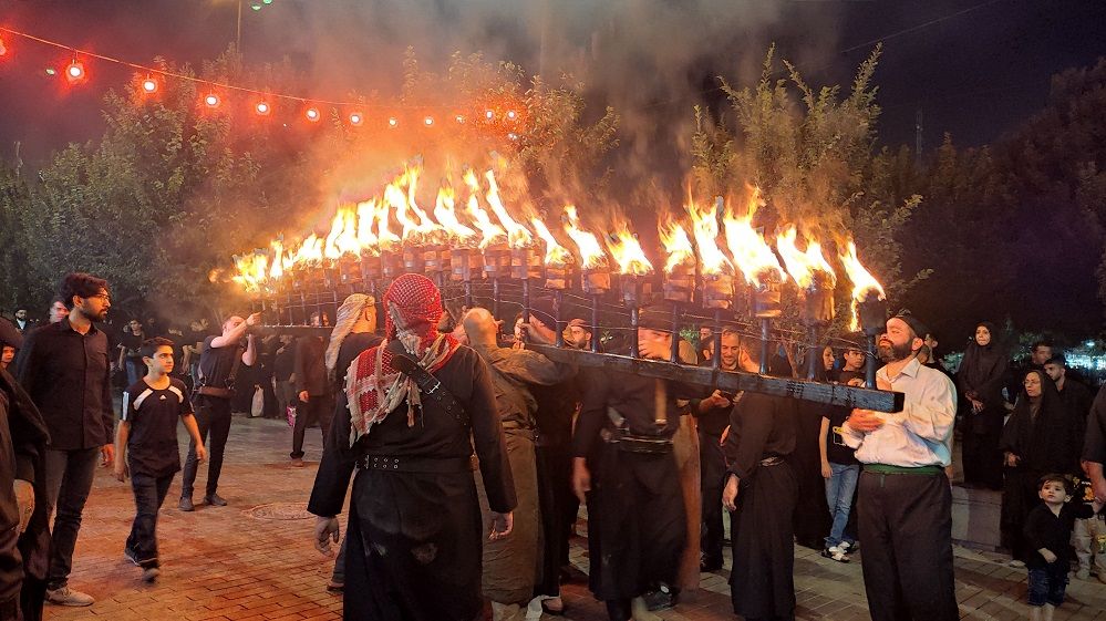 حب الحسین مشعلی فروزان در دل‌های مومنان