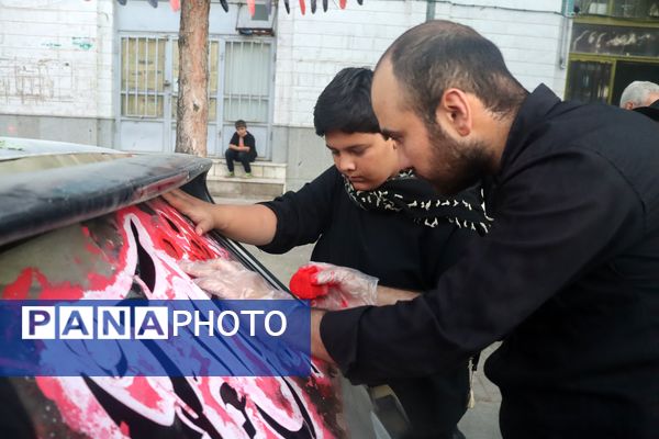 خادمی نوجوانان در عزاداری سید و سالار شهیدان در مشهد
