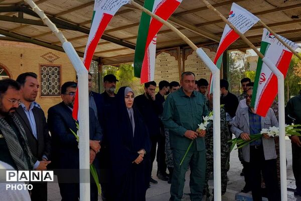 تجدید میثاق با لاله‌های سرخ عاشقی