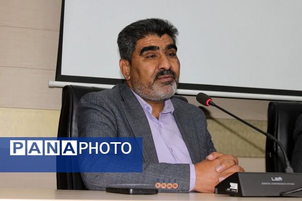 شور و نشاط در سیزدهمین دوره انتخابات شورای دانش‌آموزی کرمان