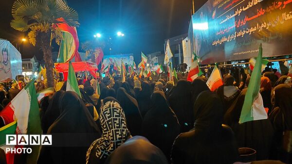 حضور پرشور مردم کرج در موج شصت و ششمین شب از اجتماع
