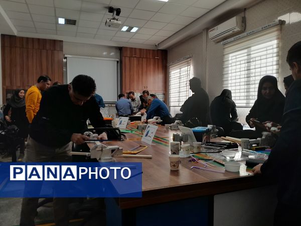 کارگاه آموزشی دبیران استان خراسان رضوی در دبیرستان مصلی نژاد حضرت زهرا(س)