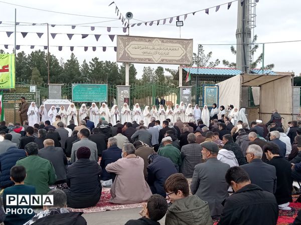 جلوه‌هایی از برگزاری نماز عید سعید فطر در شهر جعفریه قم