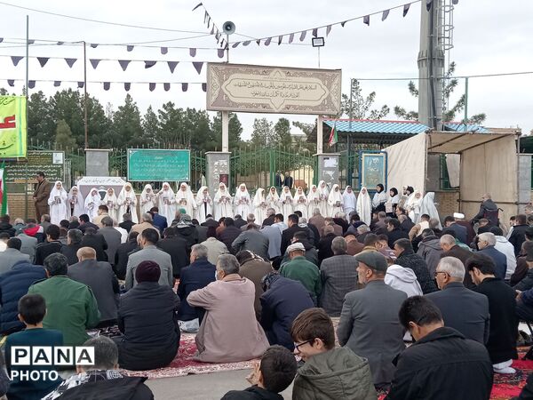 جلوه‌هایی از برگزاری نماز عید سعید فطر در شهر جعفریه قم