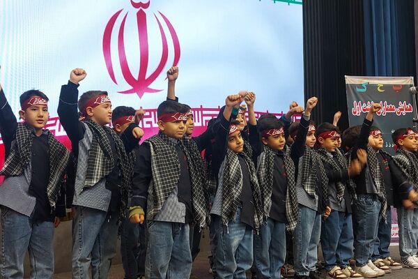 همایش معماران خشت اول در کهریزک؛ بزرگداشت معلمان پایه اول ابتدایی
