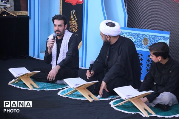 برپایی محفل شهیدالقرآن در موکب مسجد مقدس جمکران