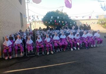 جشن شکوفه‌های دبستان شاهد شهید محمدرضا کشاورز ناحیه 3 شیراز