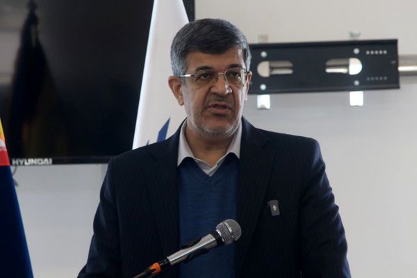 مراسم نمادین ورود امام خمینی(ره) در فرودگاه شهید صدوقی یزد