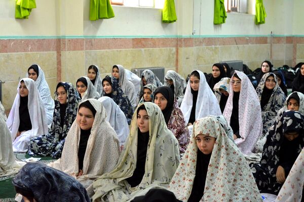 برگزاری مراسم مِهر با مُهر در بهارستان‌۲
