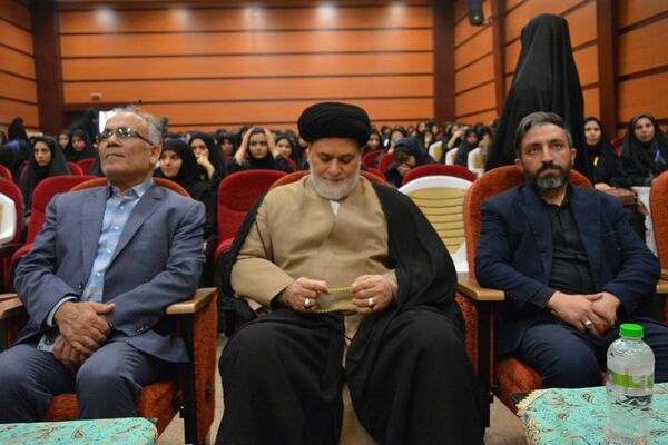 بدرقه دانش‌آموزان بهارستانی به راهیان‌نور