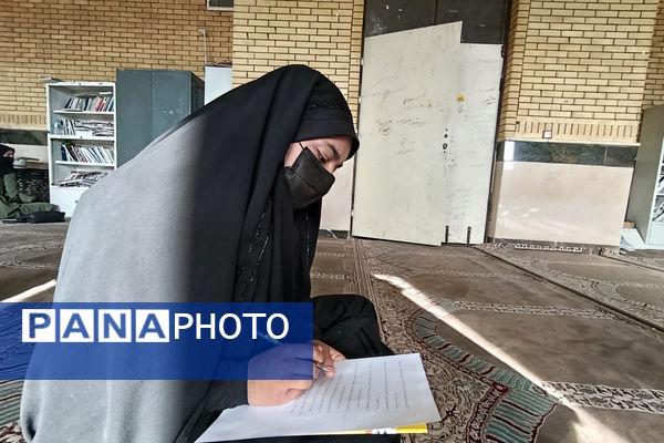 محفل انس با قرآن و مسابقات قرآن و عترت در دبیرستان الزهرا(س) دیشموک