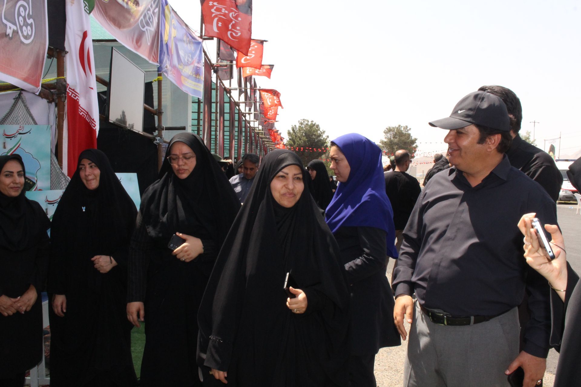 بازدید مشاور استاندار البرز از بخش‌های خدمت‌رسانی به زائران رهبر شهید