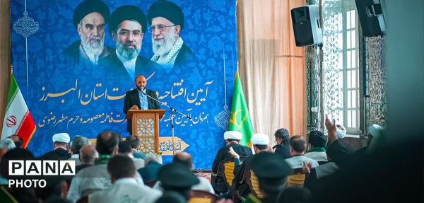 عطر گلاب و نور خدمت در آستان امامزادگان محمد و سکینه خاتون  در آستانه دهه کرامت