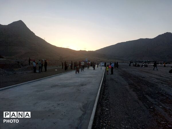 برگزاری همایش دوچرخه‌سواری به مناسبت عید سعید غدیرخم در حاجی‌آباد