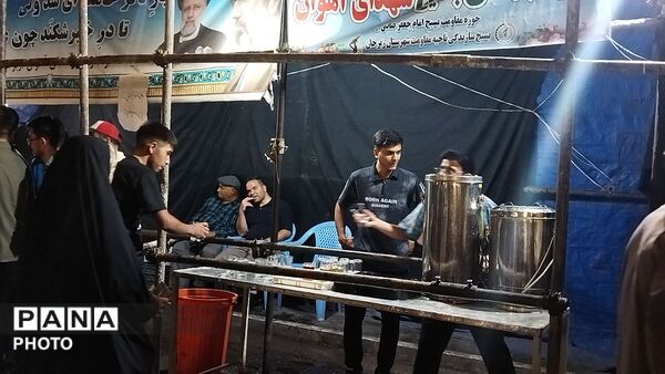 موکب شهدای روستای آهوان در نود و دومین شب از اجتماعات مردمی 