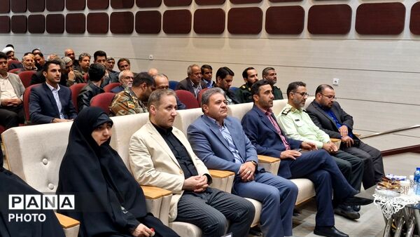 یادواره شهدای معلم و تجلیل از معلمان نمونه قوچان