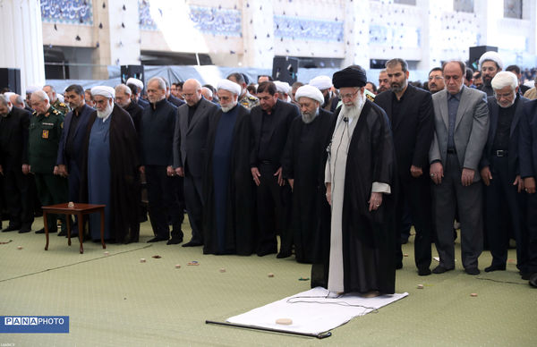 نماز جمعه تهران به امامت مقام معظم رهبری