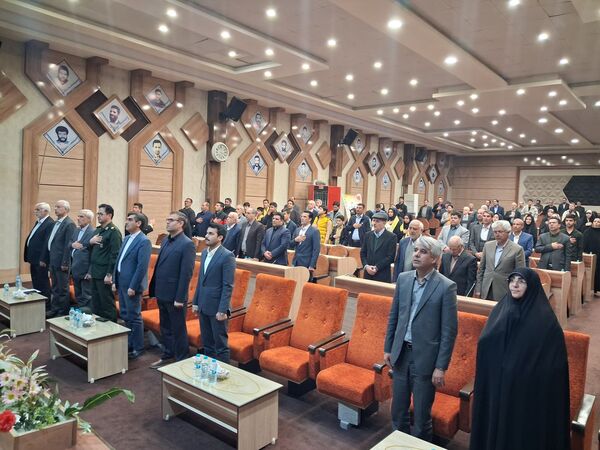 نشست کنشگران فرهنگی ،اجتماعی و سیاسی شهرستان کاشمر کاشمر