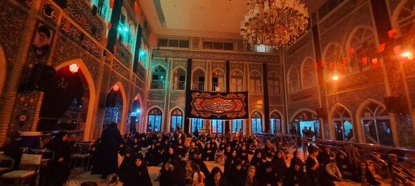 برگزاری مراسم شب سوم عزاداری اباعبدالله(ع) در تکیه ابوالفضلی نیشابور