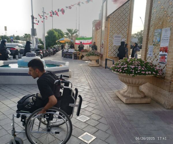مراسم بزرگداشت شهدای حملات تروریستی رژیم صهیونسیتی در گلستان شهدای اصفهان 