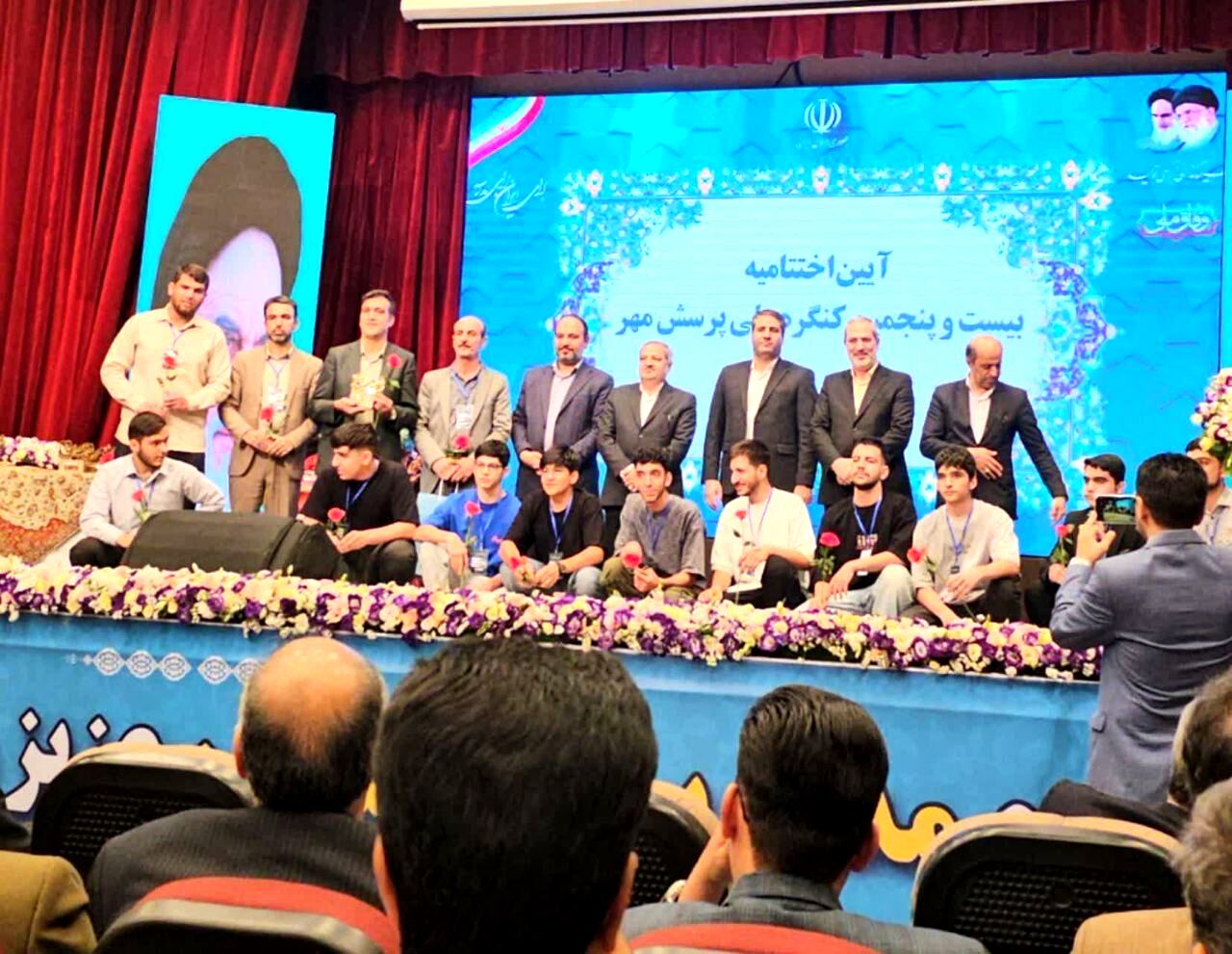 ۹ رتبه برتر کشوری پرسش مهر سهم دانش‌آموزان لرستان شد