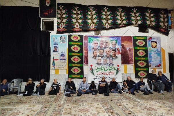 شور حسینی در شب چهارم محرم 1404 در هیات فرهنگیان ناحیه ۳ شیراز 