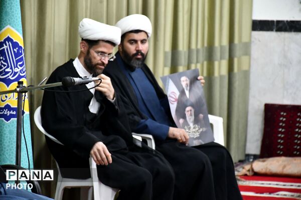  بیعت فرهنگیان آموزش و پرورش مه ولات با رهبر جمهوری اسلامی ایران