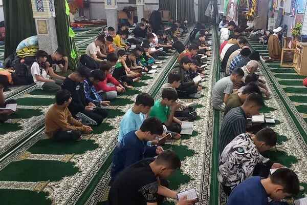 اعتکاف دانش‌آموزی؛ جلوه‌ای از معنویت در پیشوا
