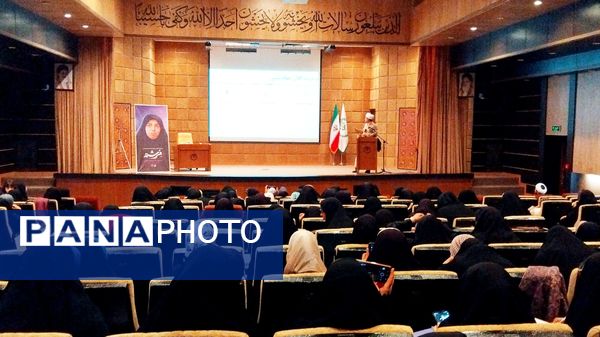 اولین و بزرگ‌ترین رویداد نانو رسانه در شهرکرد