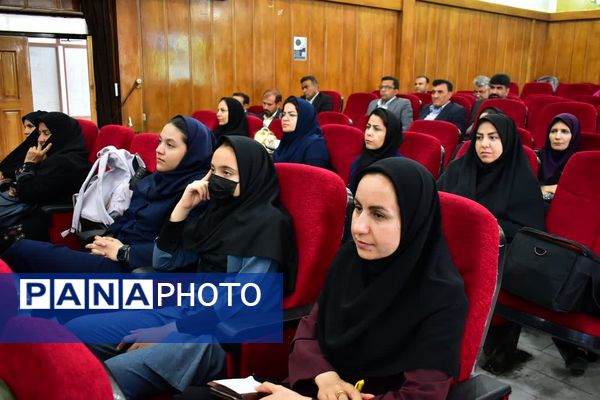 آیین اختتامیه جشنواره سفیران سلامت و تجلیل از فعالان حوزه سلامت در کهگیلویه و بویراحمد