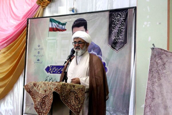 آیین کلنگ زنی احداث سه واحد آموزشی در قم
