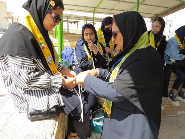 اردوی تمشک دختران بجنورد در اردوگاه شهید چمران 