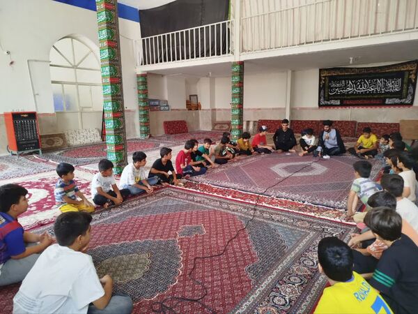 کلاس‌های قرآن کریم در مسجد امام علی (ع) ده‌محسن 