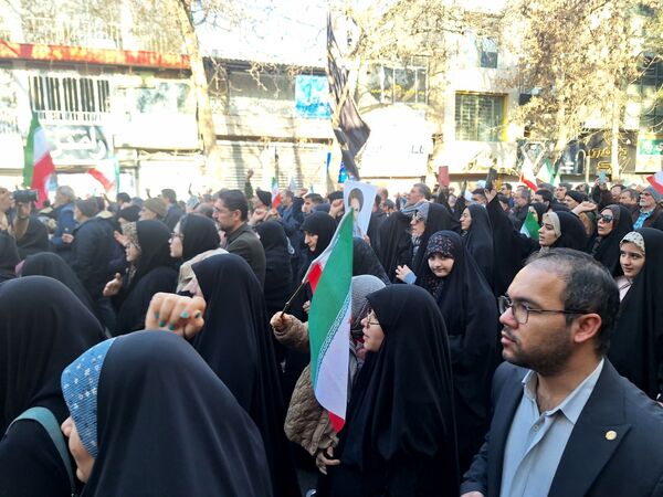 حضور دانش‌آموزان بجنوردی به همراه خانواده‌ها در اجتماع سراسری 