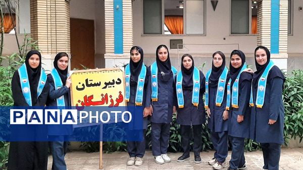 مراسم جشن روز دختر به‌مناسبت ولادت با سعادت حضرت معصومه(س) در شهر ساوه 