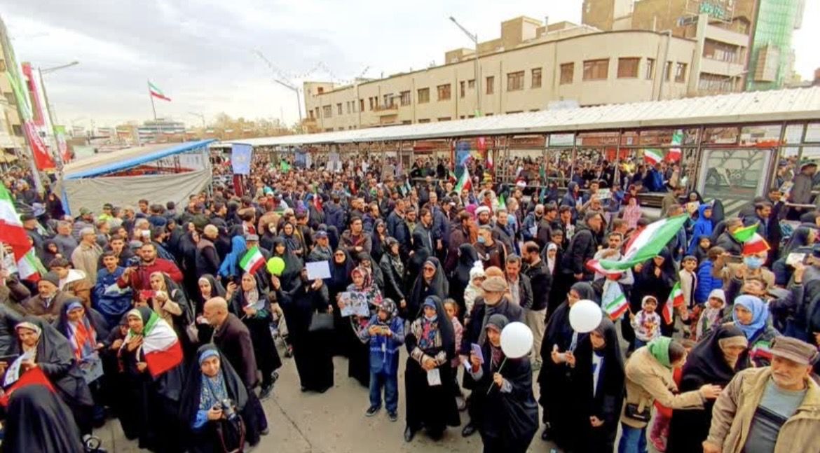 ۲۲ بهمن صحنه اى از هم افزایى تاریخى