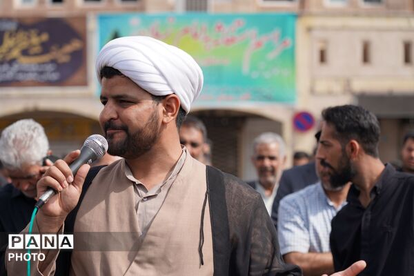 تجمع مردم غیور و ولایتمدار بم در سوگ شهادت رهبر انقلاب