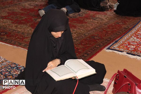 حضور پرشور مردم نظرآباد در آیین عبادی سیاسی نماز جمعه