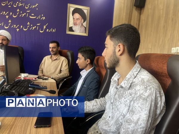 برگزاری نشست شورای دانش‌آموزی استان البرز