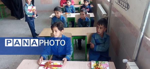 جشن شکوفه ها در مدرسه شهید محمدی شهر نسر