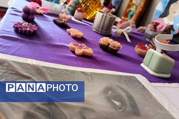  نمایشگاه فرهنگی و هنری دبیرستان عترت