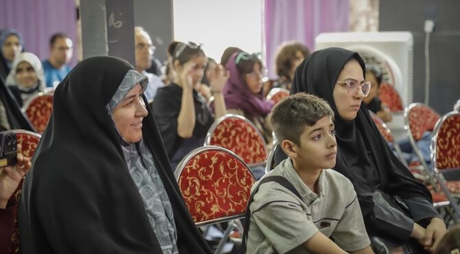 یک کانون، هزار تجربه 