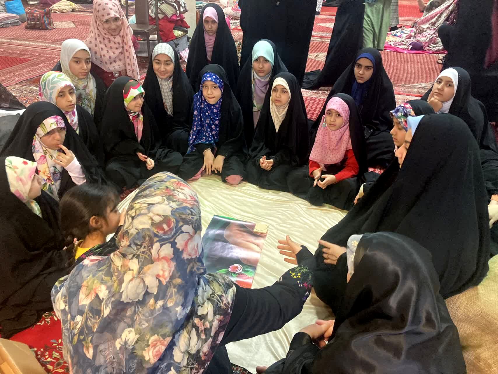 مسجد حضرت محمد(ص) میزبان معتکفان دانش‌آموزی
