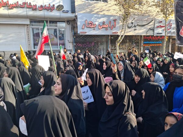 راهپیمایی میثاق با ولایت و محکوم نمودن اغتشاشات گروه های تروریستی در کاشمر