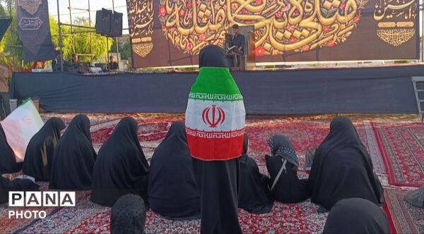  همایش بانوان حسینی با محوریت یادبود حضرت رقیه (ع) در نهاوند