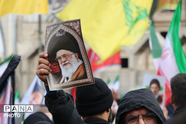 نسل جدید، پای آرمان‌های انقلاب 