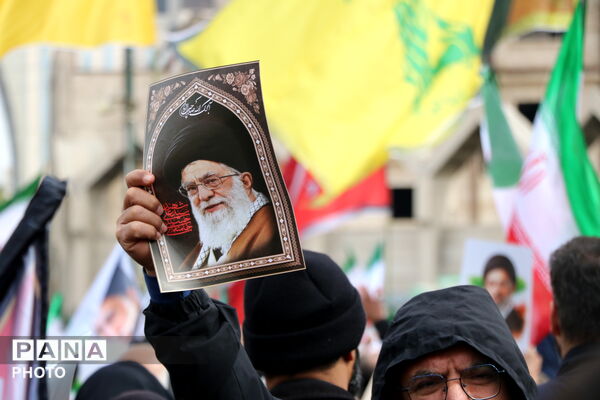 نسل جدید، پای آرمان‌های انقلاب 